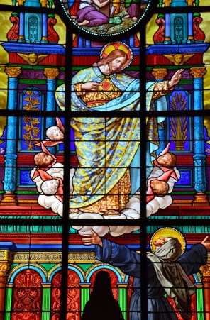 성녀 마르가리타 마리아 알라코크에게 발현하신 예수 성심_photo by Etienne5962_in the Saint-Louis Cathedral of La Rochelle_France.jpg